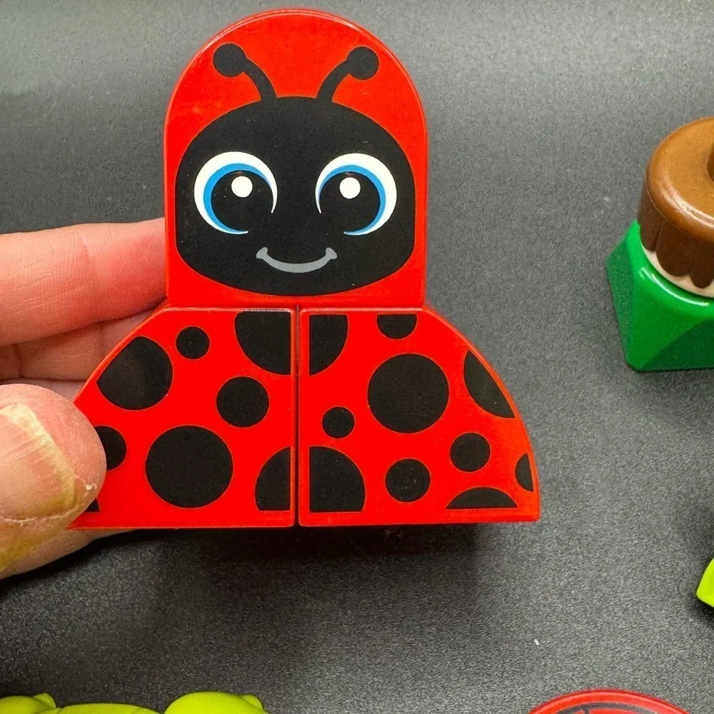 Assorted Vintage Lego Duplo 5 Pieces Spiderman Lady Bug Woman Turtle Flower